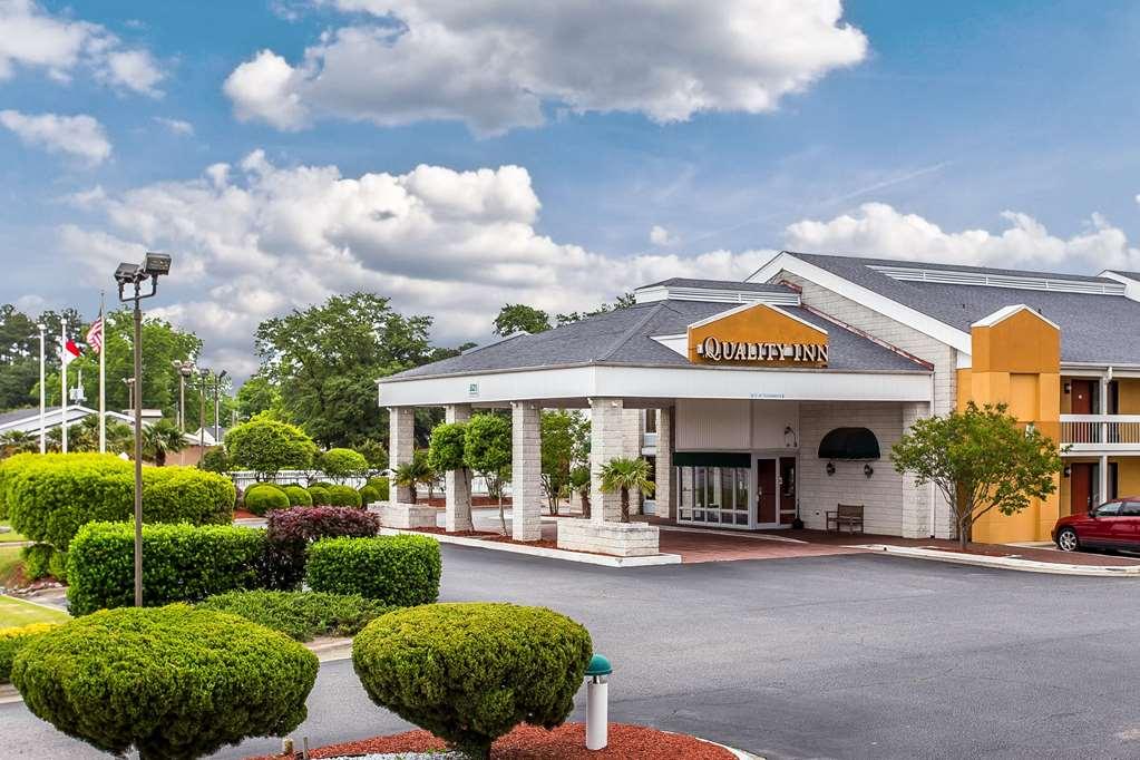 Quality Inn Greenville Near University Exterior photo